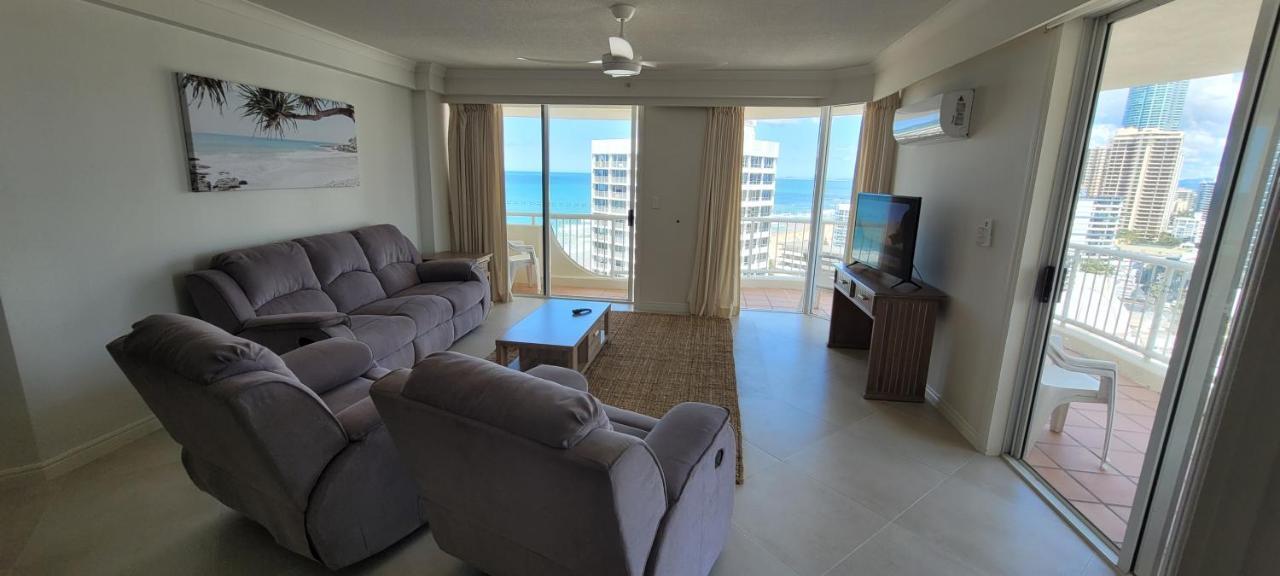 Apr Private Suites Moroccan By The Beach Gold Coast Exterior photo