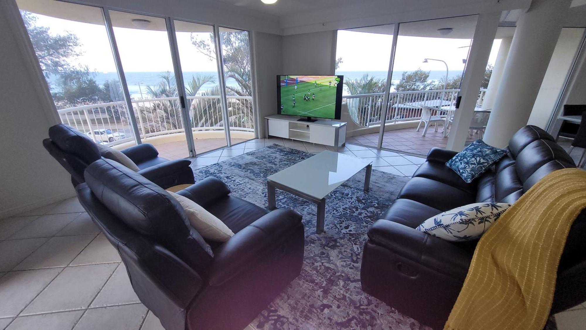 Apr Private Suites Moroccan By The Beach Gold Coast Exterior photo