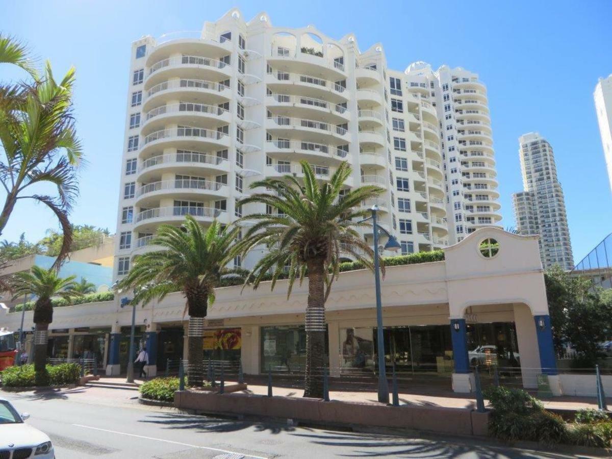 Apr Private Suites Moroccan By The Beach Gold Coast Exterior photo